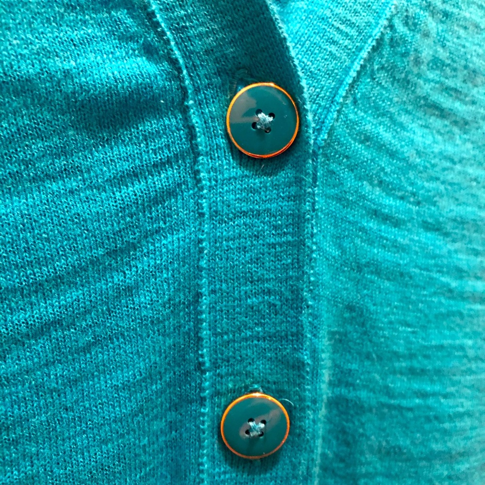 Banana Republic Short Sleeve Cardigan - Picture 2 of 3